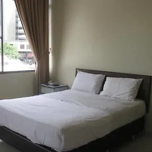 2* Hotel Dragon & Phoenix Hotel